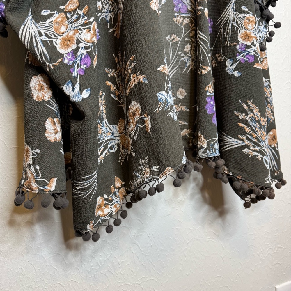 UMGEE Grey Boho Floral Kimono Pom Pom Cottagecore | Size M/L - Picture 4 of 6
